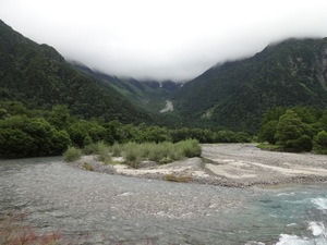 登山 雨で撤退の奥穂高 北アルプス 貧乏性の初心者登山